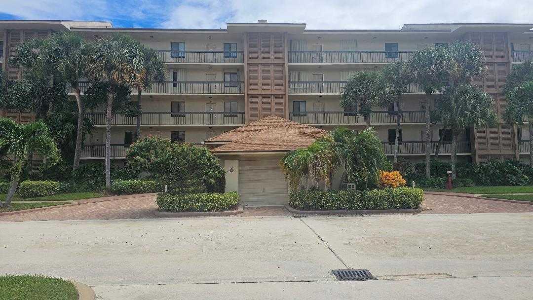 2401 Marina Isle Way 205, Jupiter, Condo/Coop,  for sale, Denise  DiBiase,  Paradise Real Estate International